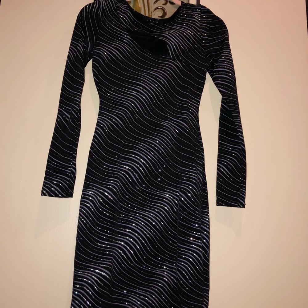 Black Sparkle Cocktail Dress - Picture 3 of 4